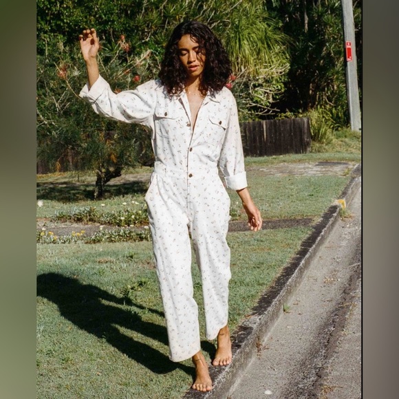 Billabong Just Work It Floral Jumpsuit Boilersuit - Picture 2 of 4
